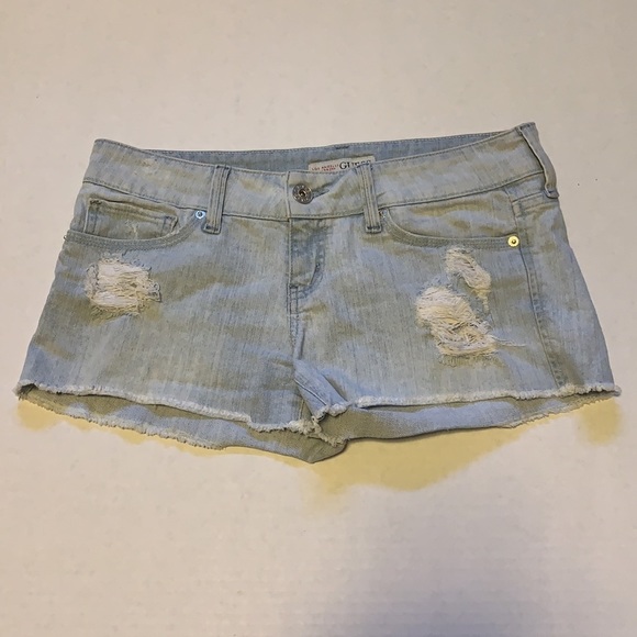 Guess Distressed Denim Shorts - Women’s Size 28 - Picture 2 of 6